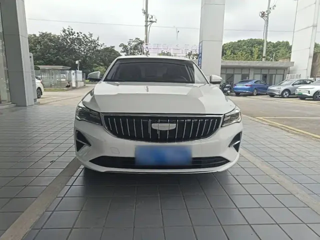 Geely Emgrand — Фото автомобиля 2