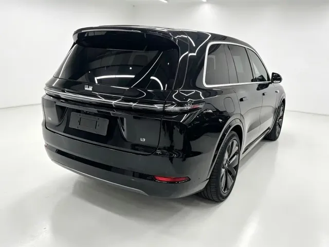 Li Auto Li Xiang L9 2024 Model Ultra — Фото автомобиля 4