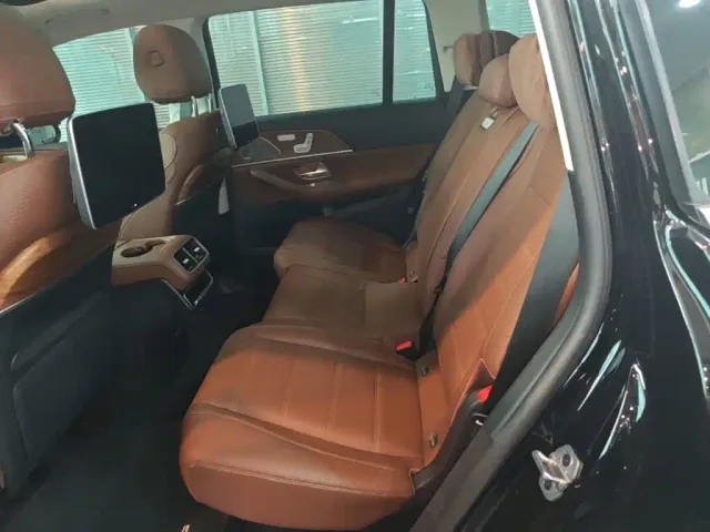 Mercedes-Benz GLS-Class — Фото автомобиля 21