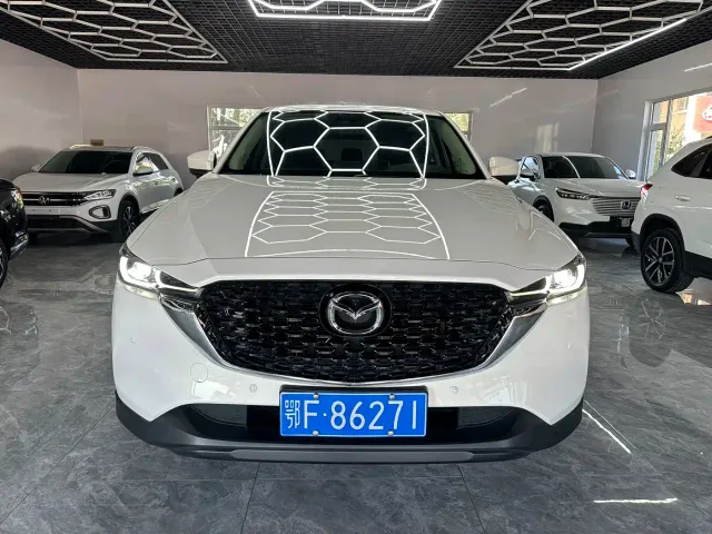 Фотография автомобиля — Mazda CX-5