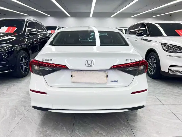 Honda Civic — Фото автомобиля 5