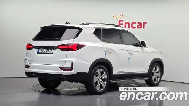 KG_Mobility_Ssangyong Rexton All Rexton Дизель 2.2 4WD — Фото автомобиля 2