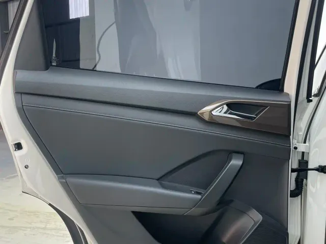 Volkswagen Tharu — Фото автомобиля 20