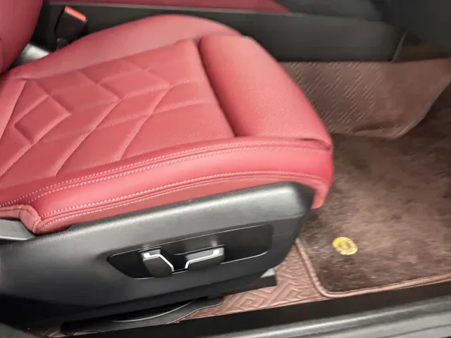 BMW 5 Series — Фото автомобиля 26