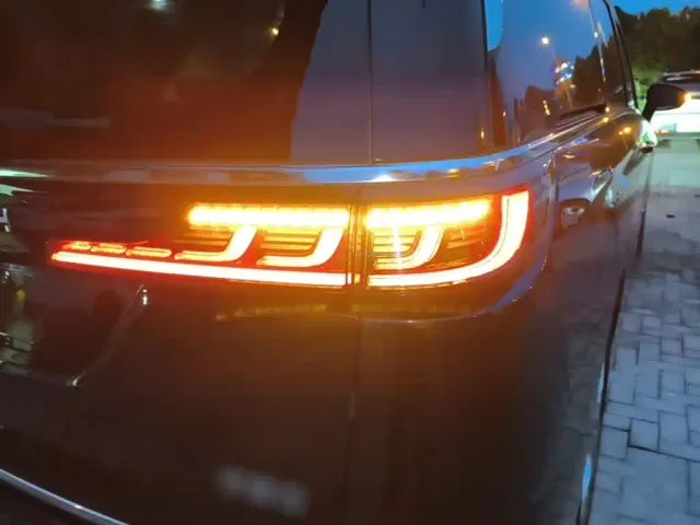 Voyah Auto Voyah Dreamer 2024 PHEV Ultra Long Range Premium Edition — Фото автомобиля 7
