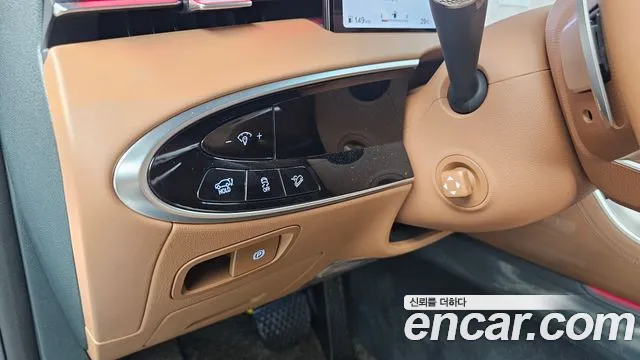 Genesis GV70 2.5T Бензин AWD — Фото автомобиля 18