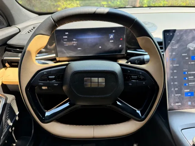 Geely Galaxy L6 — Фото автомобиля 8