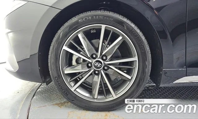 Hyundai Grandeur New — Фото автомобиля 5