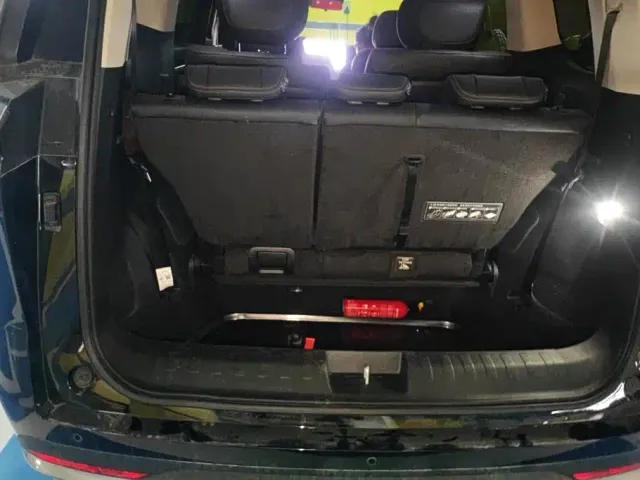 GAC Trumpchi Trumpchi E8 NEV 2024 Model 150km MAX+ — Фото автомобиля 4