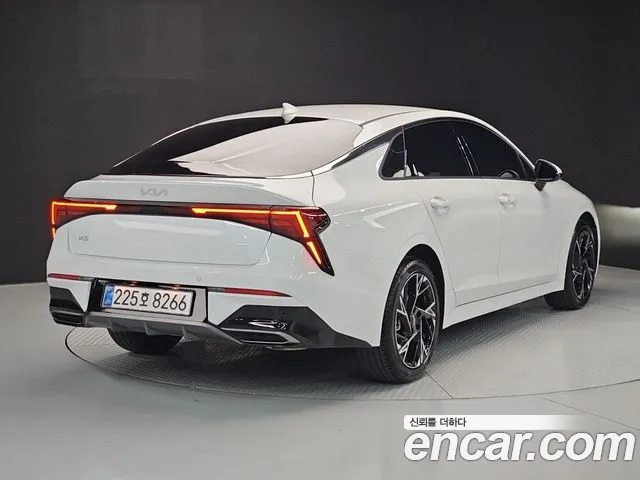 Kia K5 Generation 3 — Фото автомобиля 4