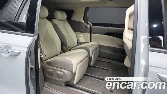 Kia Carnival 4th Gen — Фото автомобиля 17