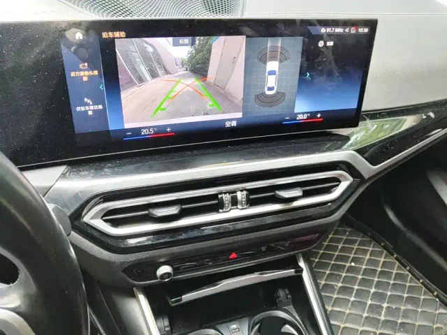 BMW i3 — Фото автомобиля 9