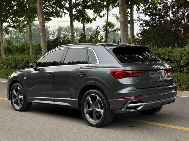 Audi Q3 — Фото автомобиля 5