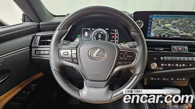 Lexus ES — Фото автомобиля 12