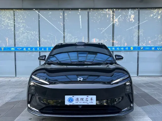 Nio ET5 — Фото автомобиля 3
