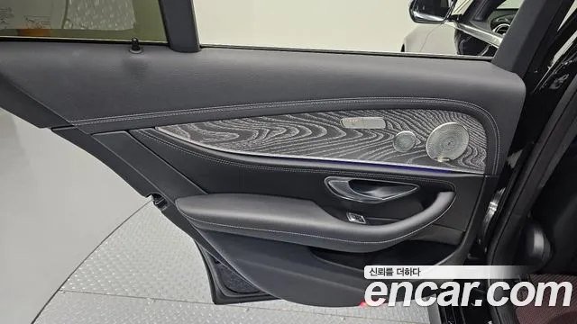 Mercedes-Benz E-Class E-класс W213 — Фото автомобиля 21