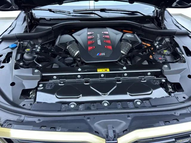 BMW XM — Фото автомобиля 19