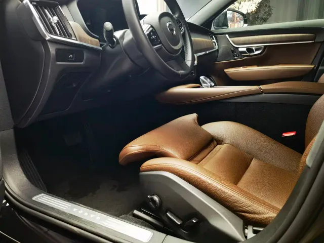 Volvo S90 — Фото автомобиля 9