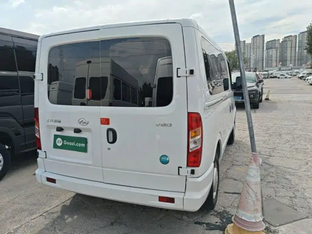 Maxus Xintu V80 — Фото автомобиля 4