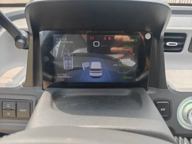 Wuling Hongguang Mini EV — Фото автомобиля 15