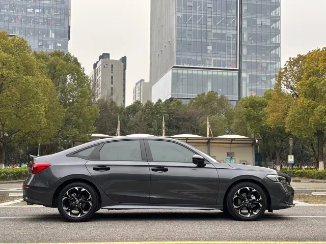 Honda Civic — Фото автомобиля 8