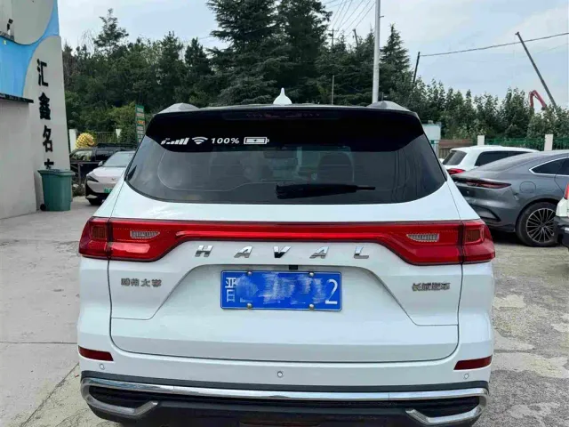 Haval M6 — Фото автомобиля 11