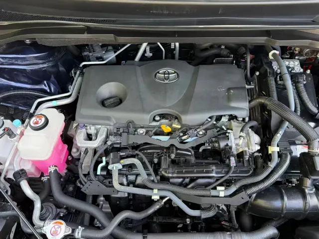 Toyota Sienna — Фото автомобиля 27