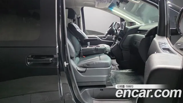 Hyundai Staria — Фото автомобиля 11
