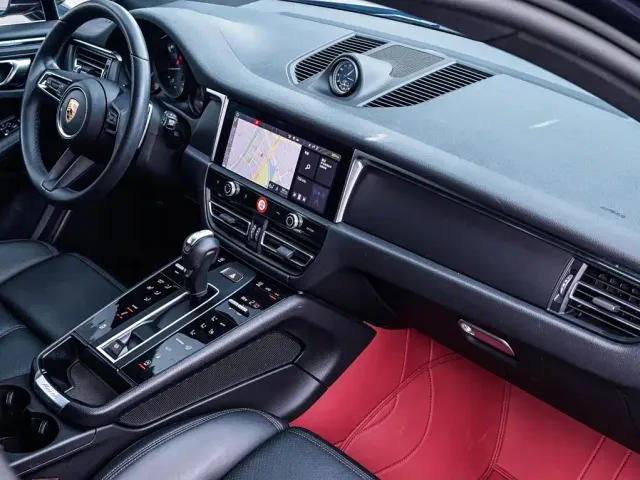 Porsche Macan — Фото автомобиля 13