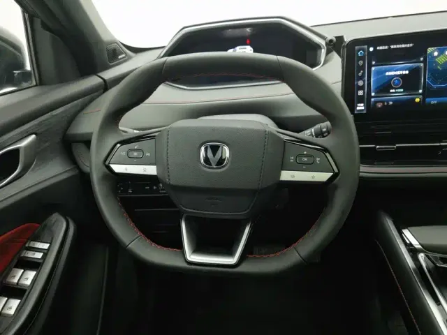 Changan CS55 Plus — Фото автомобиля 11