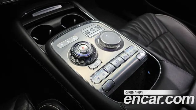 Genesis G90 Бензин 3.5 турбо AWD — Фото автомобиля 7