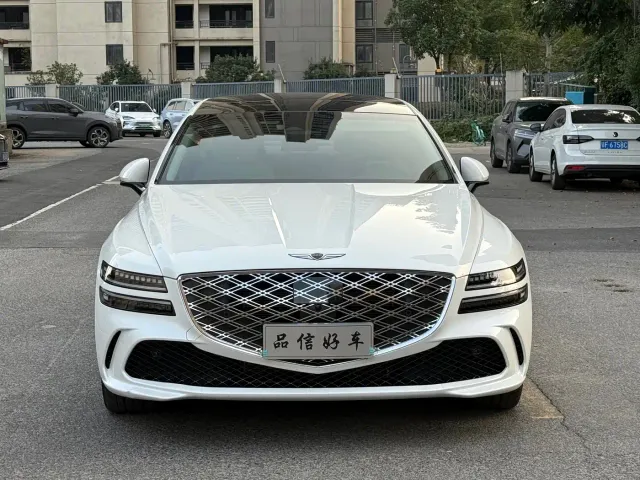Genesis G80 — Фото автомобиля 2