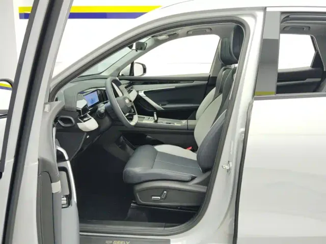 Geely Boyue L — Фото автомобиля 9
