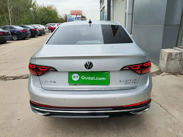 Volkswagen Sagitar — Фото автомобиля 5