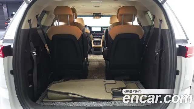 Kia Canival Carnival 4 поколение Бензин 9 мест Signature — Фото автомобиля 19