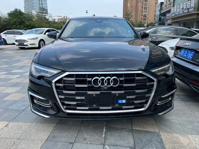 Audi A6L — Фото автомобиля 2