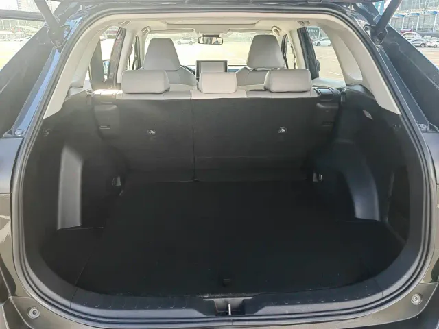 Toyota RAV4 — Фото автомобиля 26