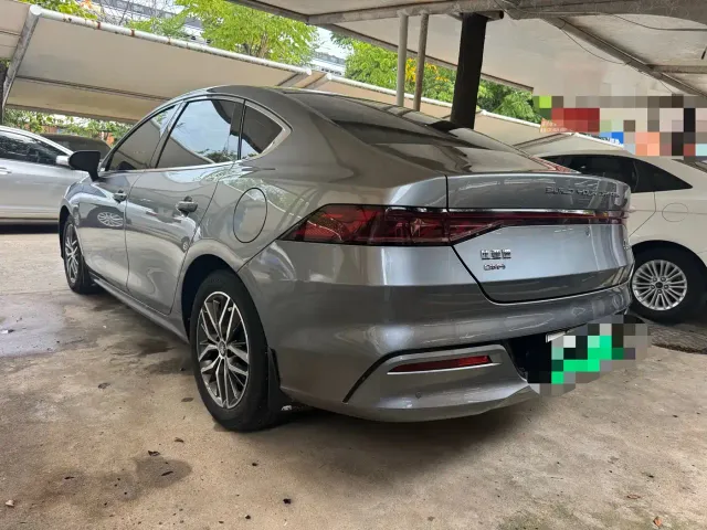 BYD Qin PLUS — Фото автомобиля 12