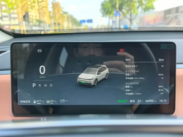 Leapmotor Leapmotor C10 2024 210 Smart Edition — Фото автомобиля 23