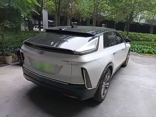 Cadillac Lyriq — Фото автомобиля 6