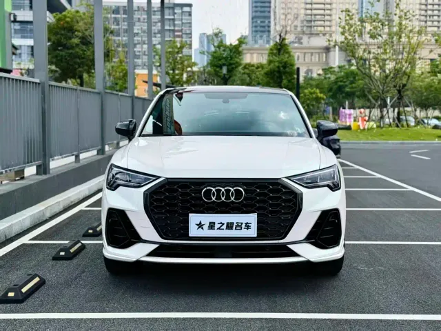 Audi Q3 Sportback — Фото автомобиля 3