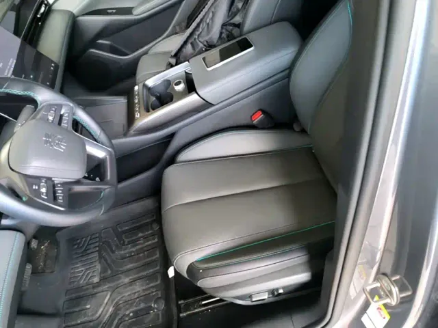 BYD Qin L — Фото автомобиля 14
