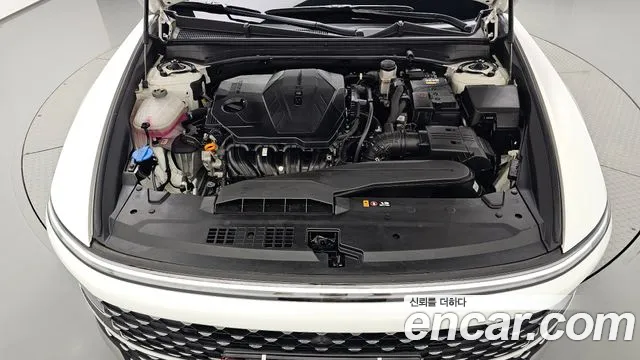 Hyundai Grandeur GN7 — Фото автомобиля 8