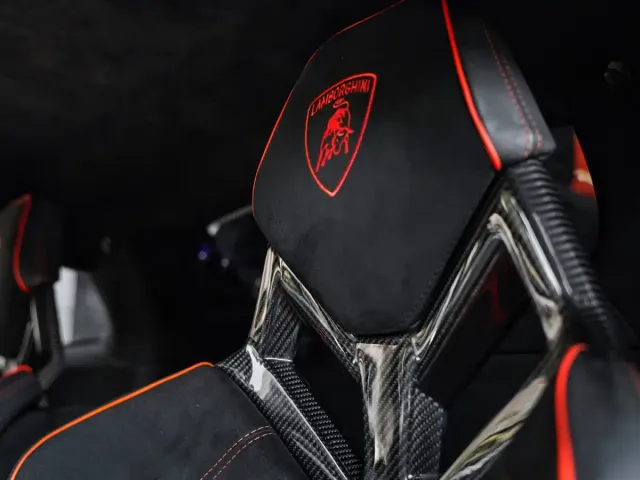 Lamborghini Huracan — Фото автомобиля 18