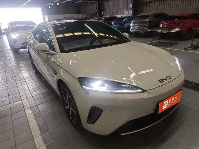 BYD Seal 07 DM-i — Фото автомобиля 2