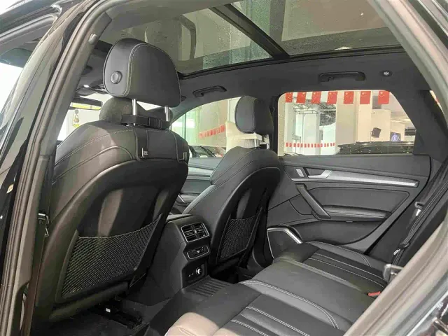 Audi Q5L — Фото автомобиля 5