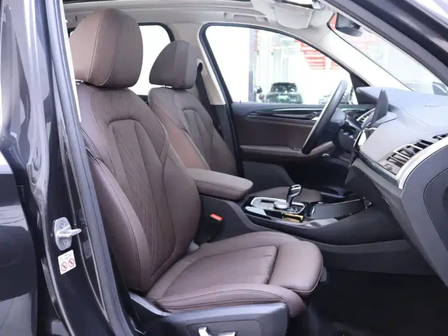 BMW X3 — Фото автомобиля 21
