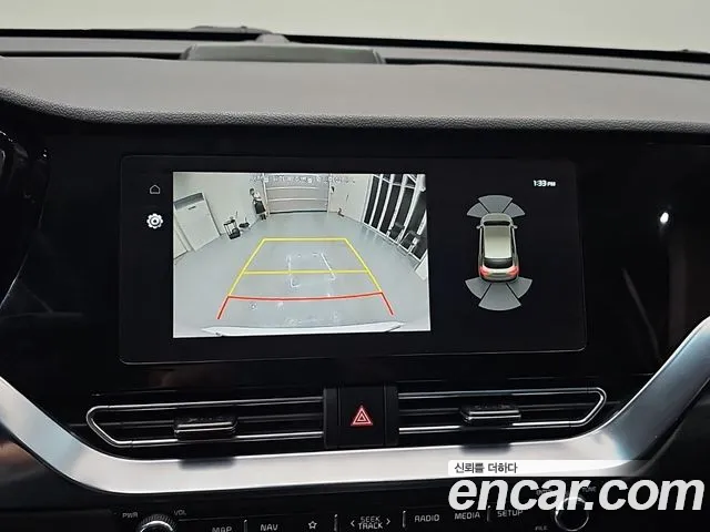 Kia Niro — Фото автомобиля 15