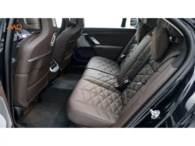 BMW 7 Series — Фото автомобиля 7