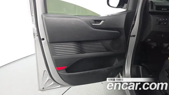 Hyundai Staria Staria Карго 5 мест — Фото автомобиля 8